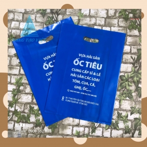 In gia công túi nilon đựng hải sản